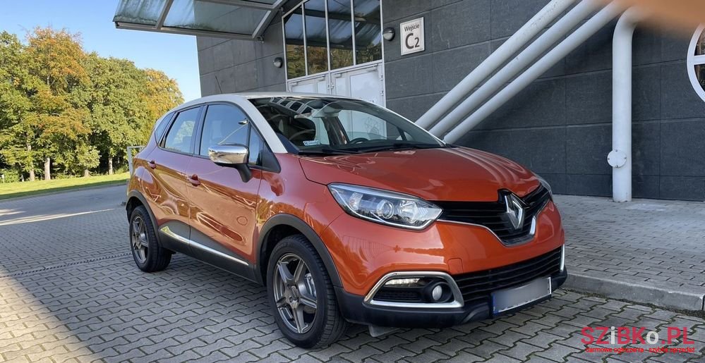 2013' Renault Captur 0.9 Energy Tce Life photo #2