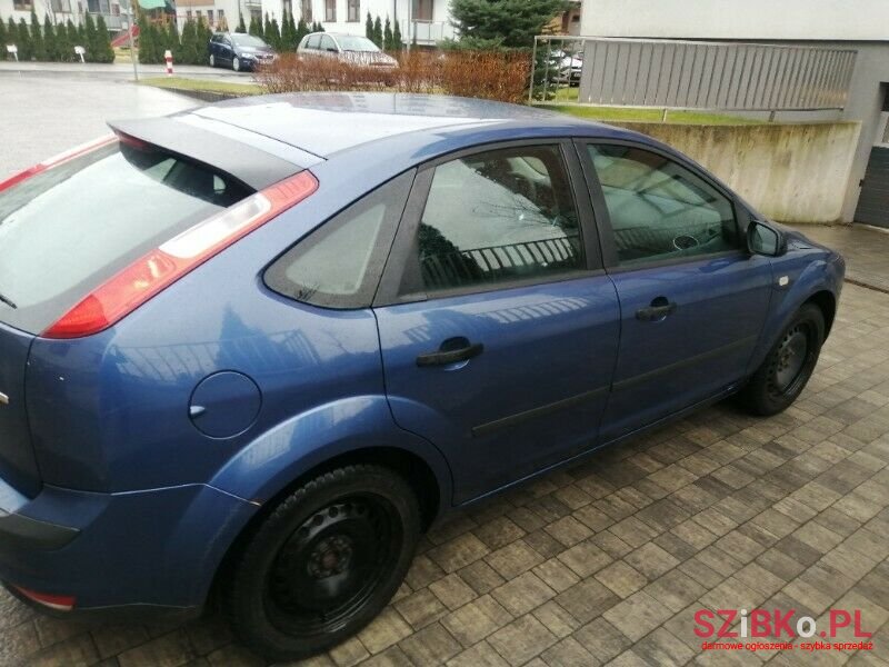 2006' Ford Focus photo #2