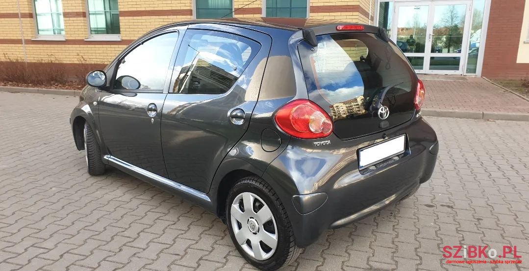 2007' Toyota Aygo photo #4