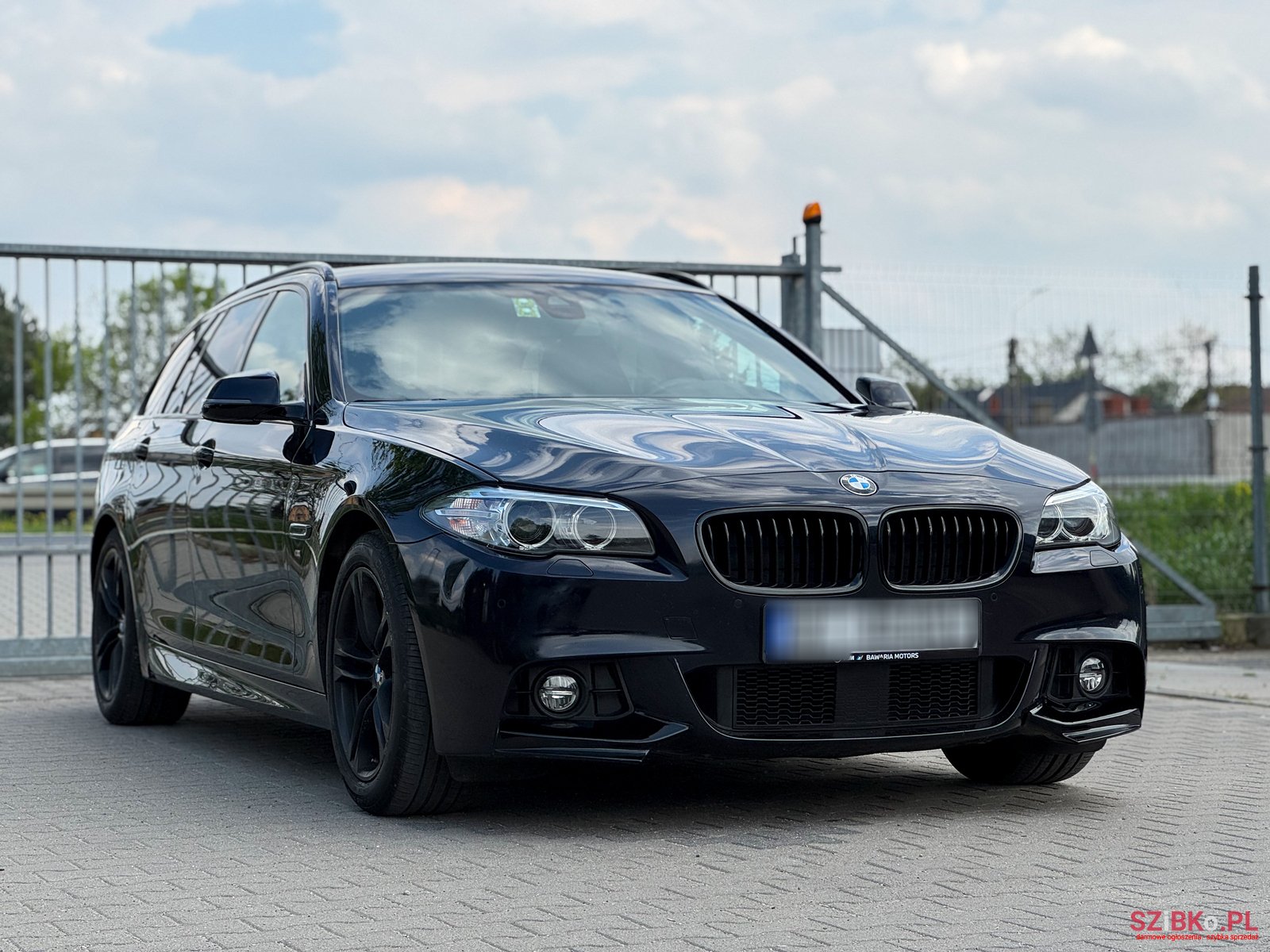 2016' BMW 518 f11 photo #1