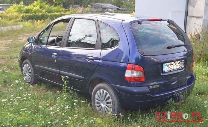 2002' Renault Scenic photo #2