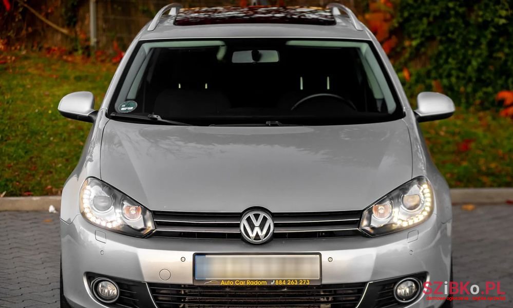 2011' Volkswagen Golf 2.0 Tdi Dpf Highline photo #2