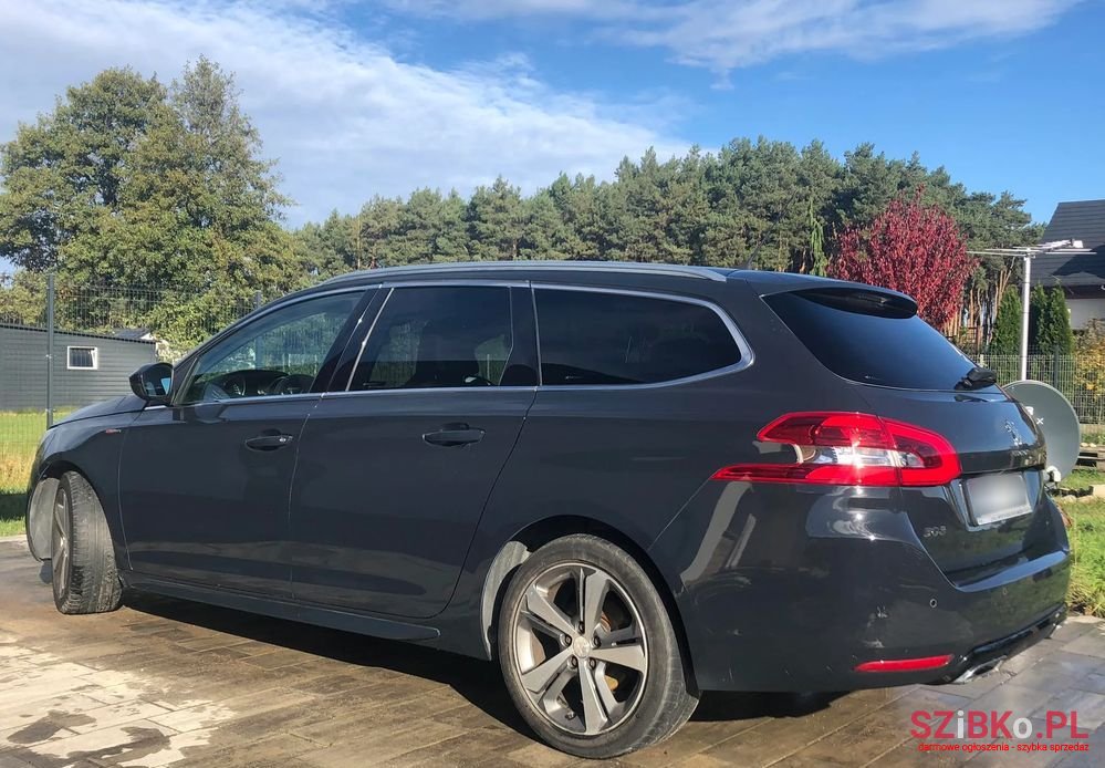 2015' Peugeot 308 photo #6