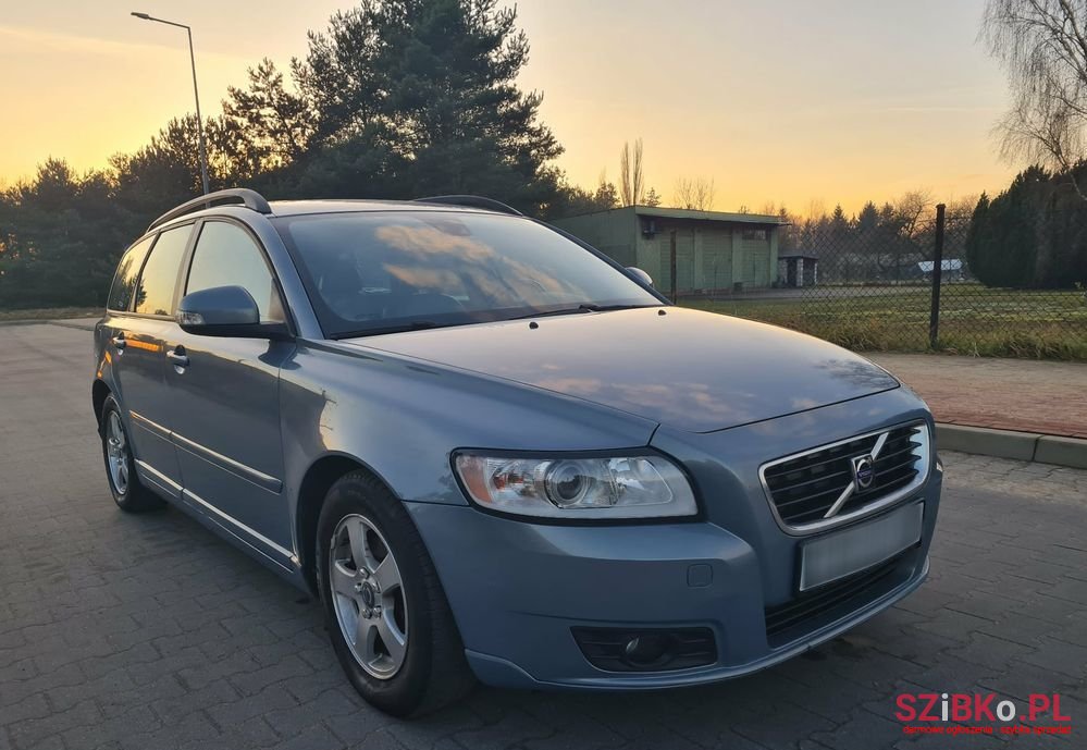 2010' Volvo V50 photo #3