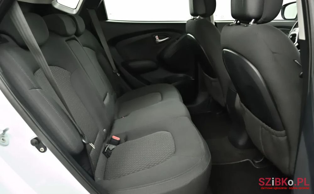 2011' Hyundai ix35 Classic 2Wd photo #4