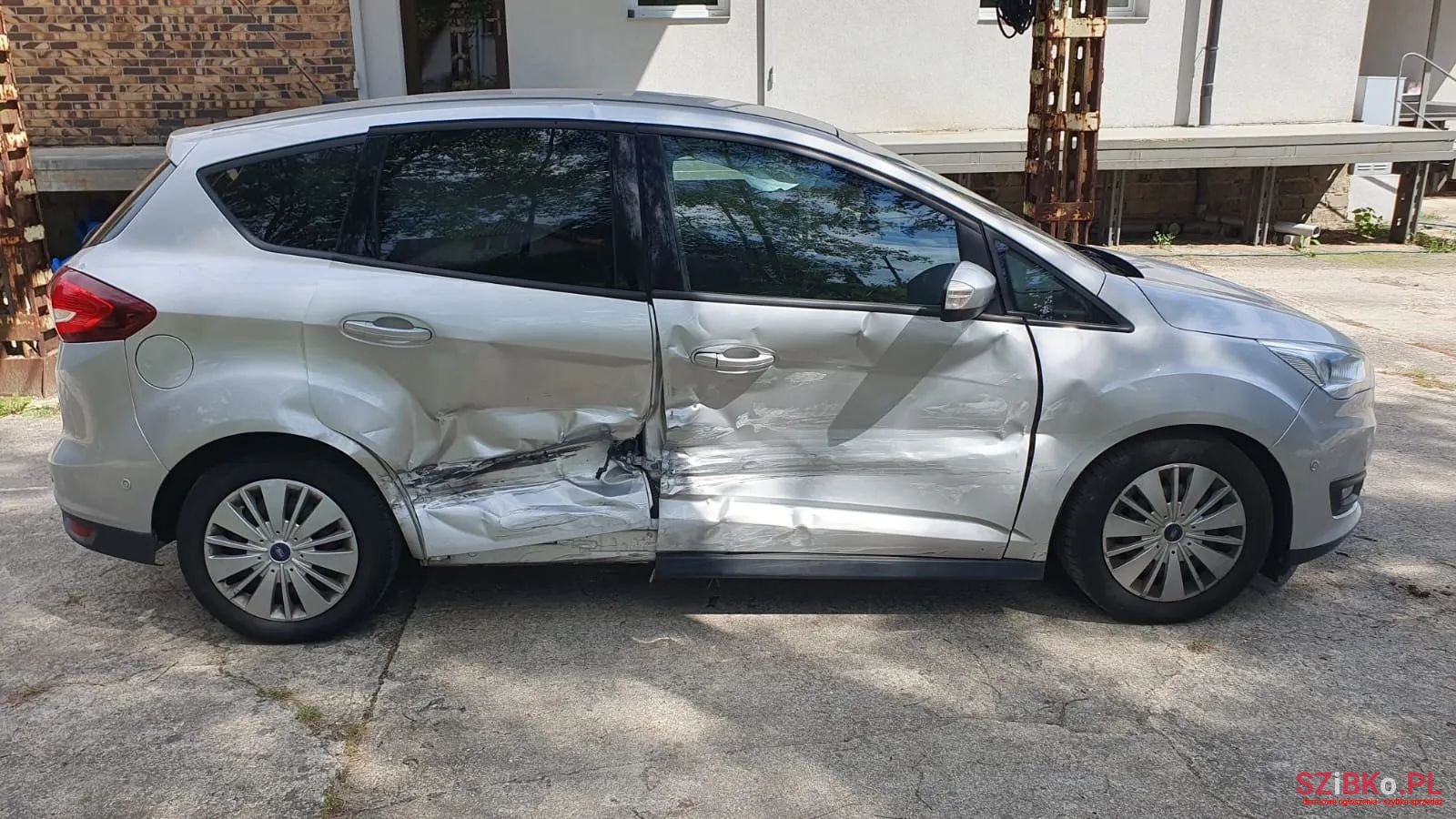 2016' Ford C-MAX photo #3