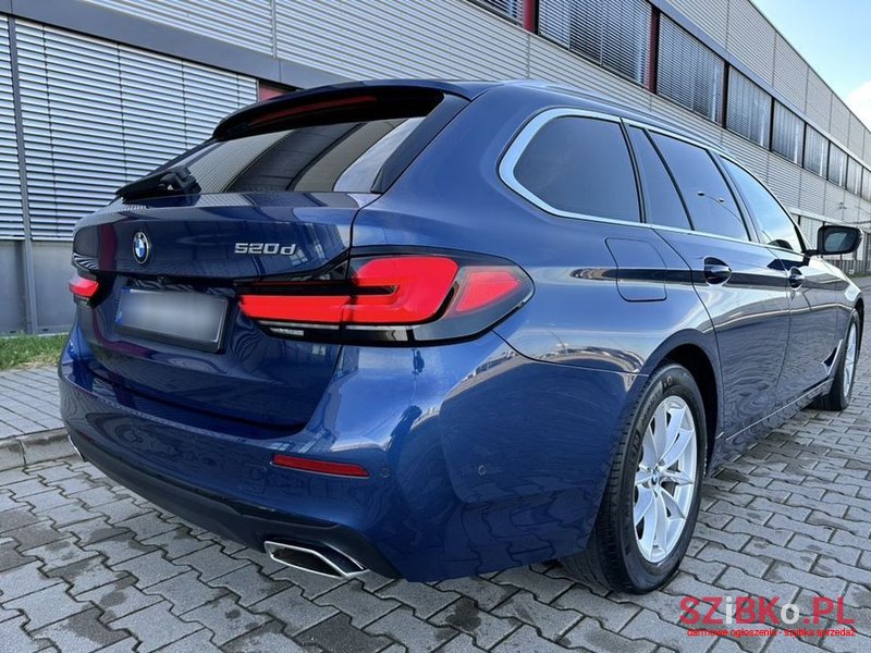2020' BMW 5 Series 520D Mhev Sport photo #3
