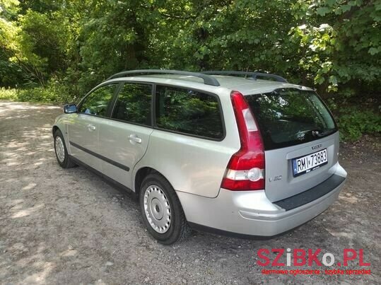 2004' Volvo V50 photo #2