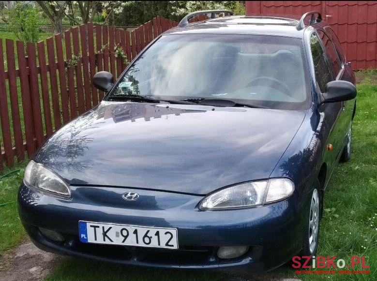 1997' Hyundai Lantra photo #1