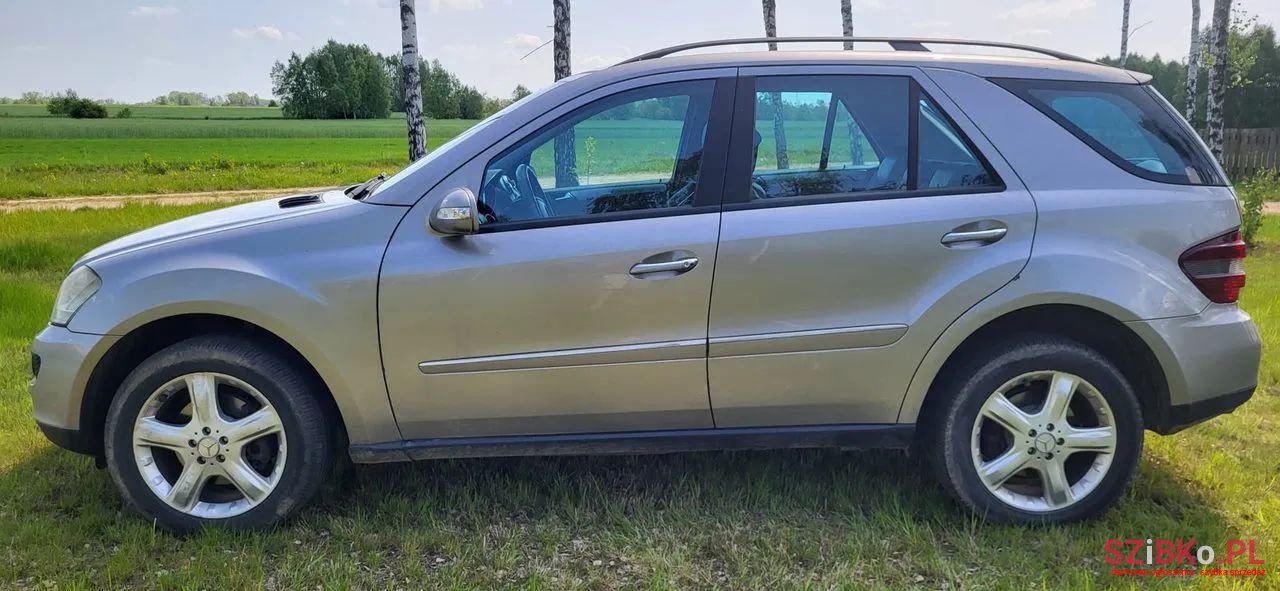 2006' Mercedes-Benz Ml photo #4