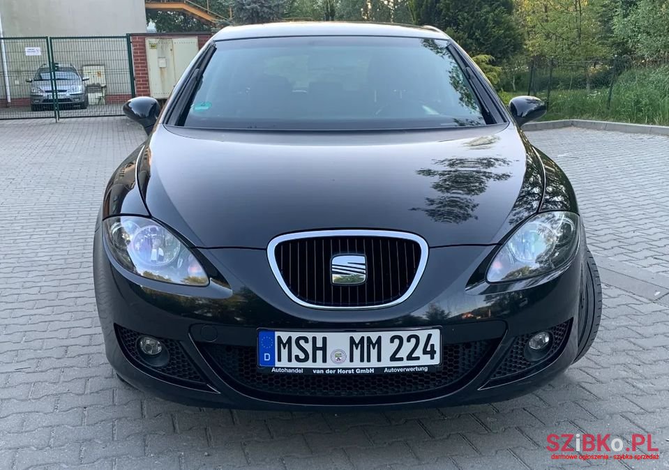2006' SEAT Leon photo #3