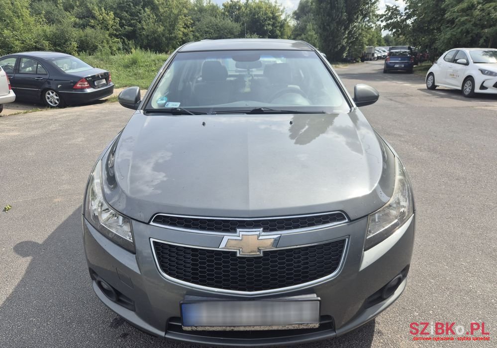 2009' Chevrolet Cruze 1.6 Base photo #5