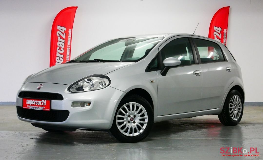 2013' Fiat Punto photo #1