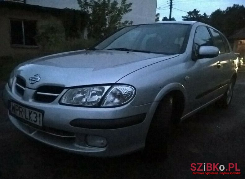 2002' Nissan Almera photo #1