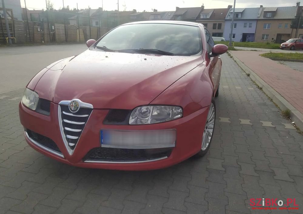 2007' Alfa Romeo GT photo #1