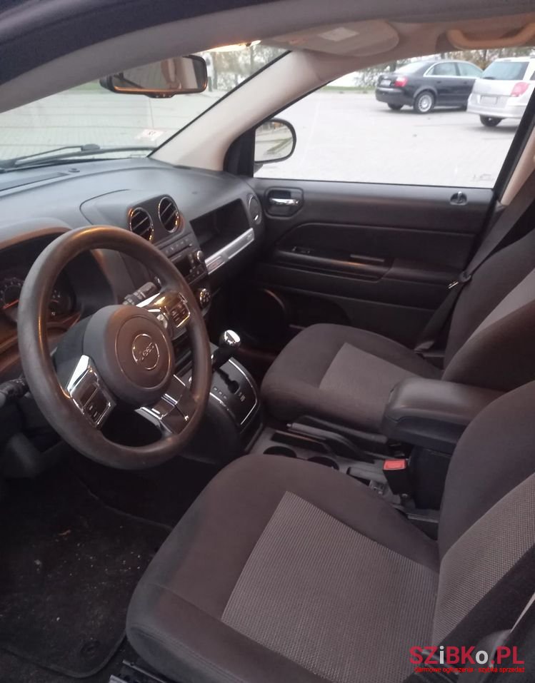 2016' Jeep Compass photo #4