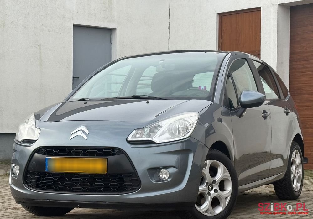 2011' Citroen C3 1.6 Vti Exclusive photo #1