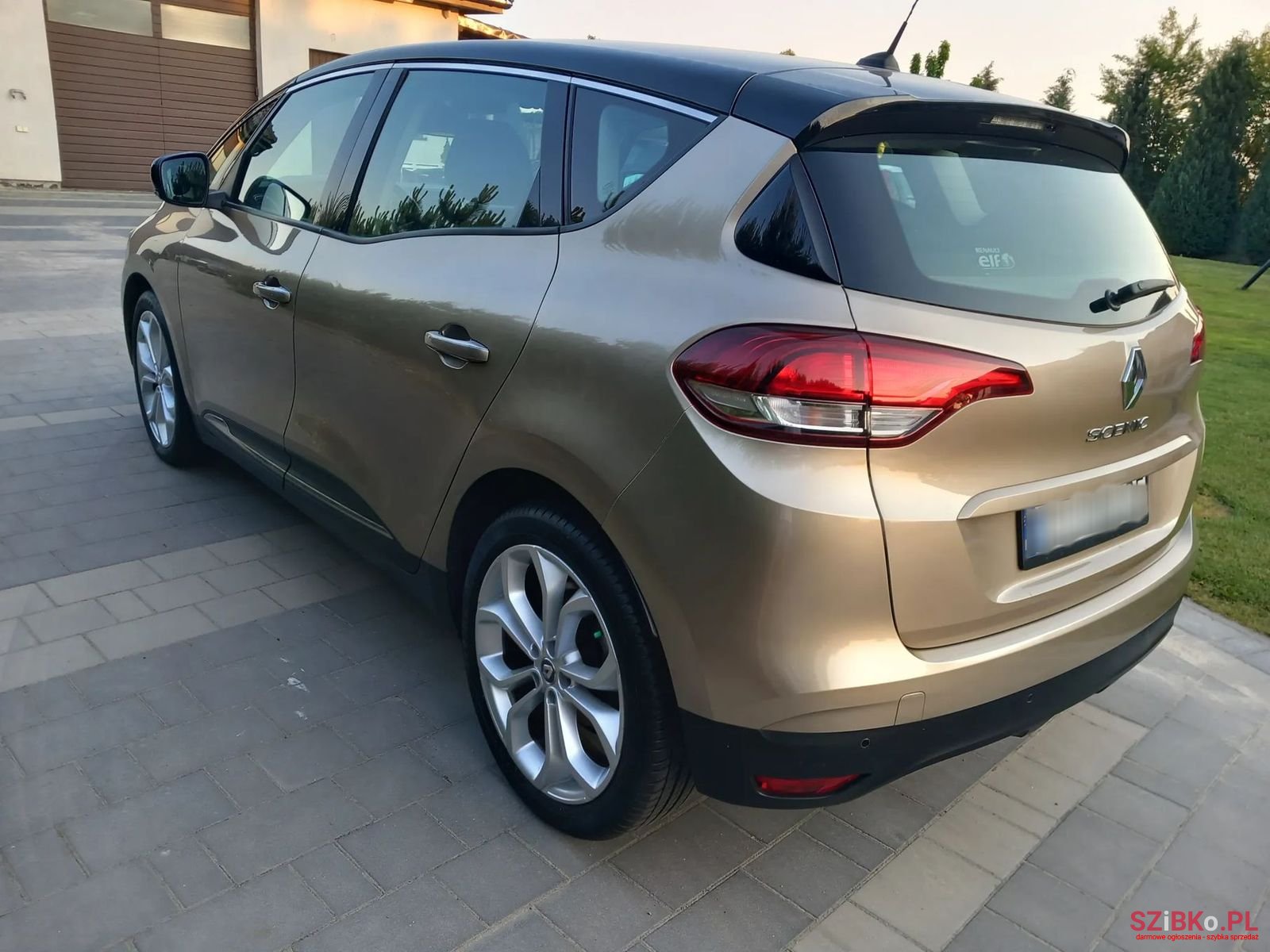 2017' Renault Scenic photo #5