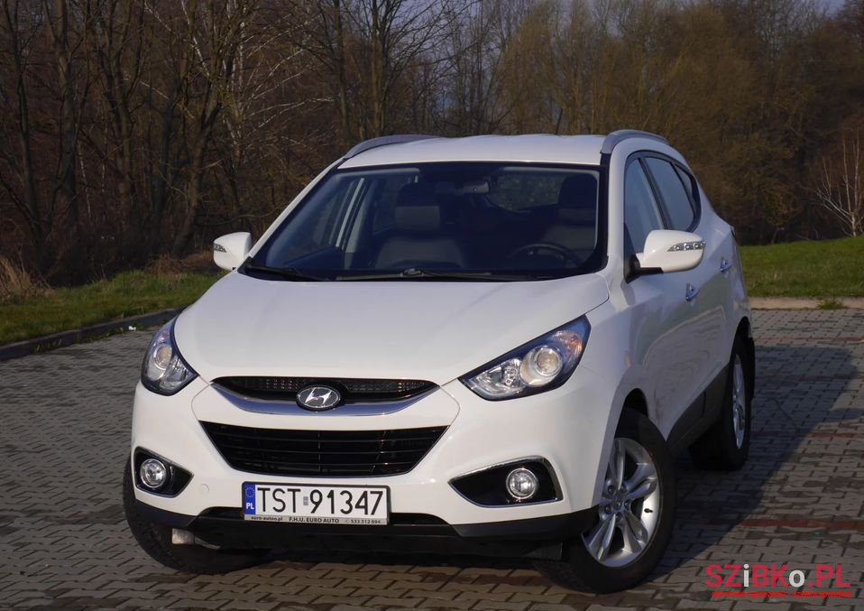 2011' Hyundai ix35 photo #1