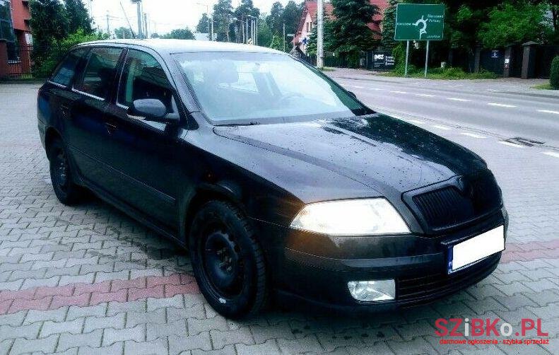 2005' Skoda Octavia photo #1