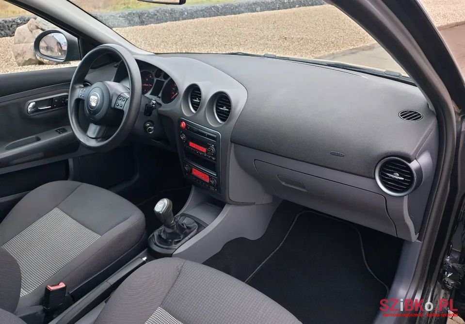 2006' SEAT Ibiza photo #6