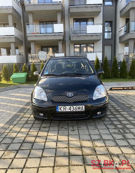 2005' Toyota Yaris photo #2