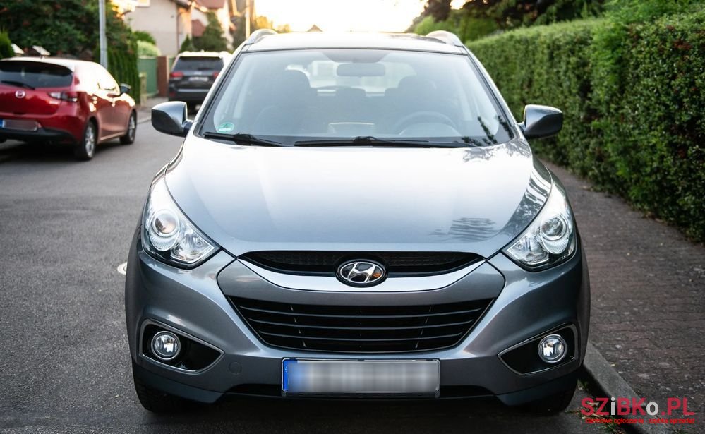 2012' Hyundai ix35 photo #1