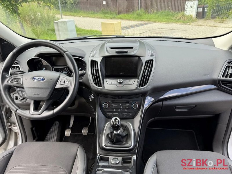 2018' Ford Kuga photo #6
