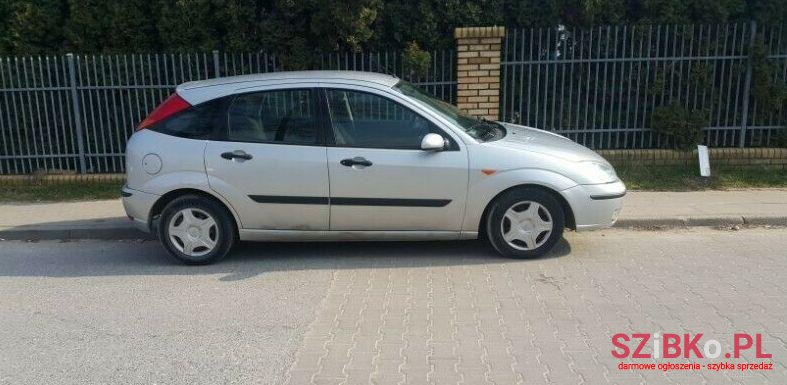 2003' Ford Focus photo #1