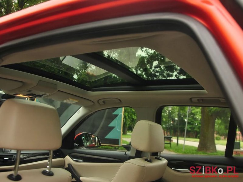 2013' BMW X1 Xdrive photo #4