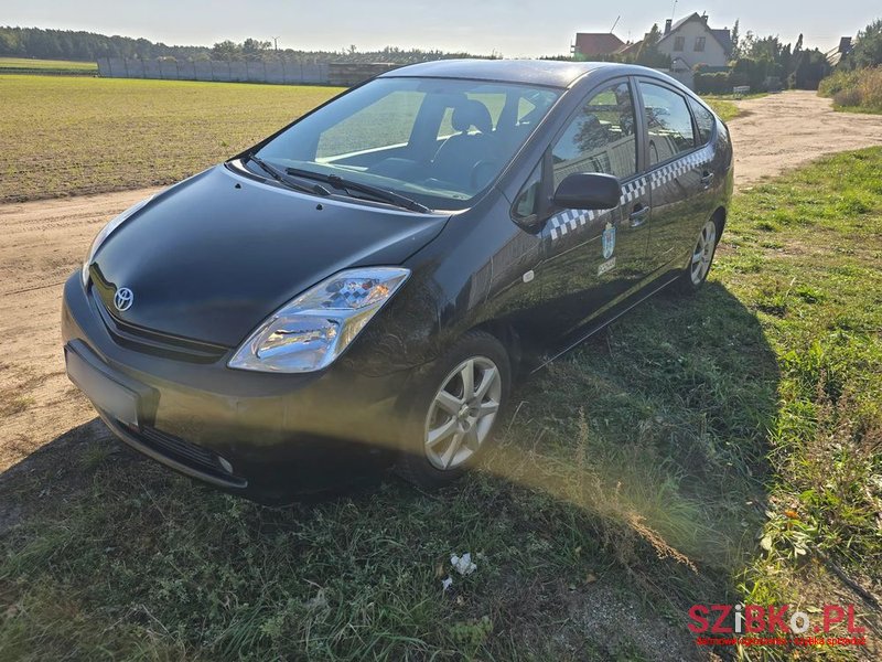 2003' Toyota Prius photo #3