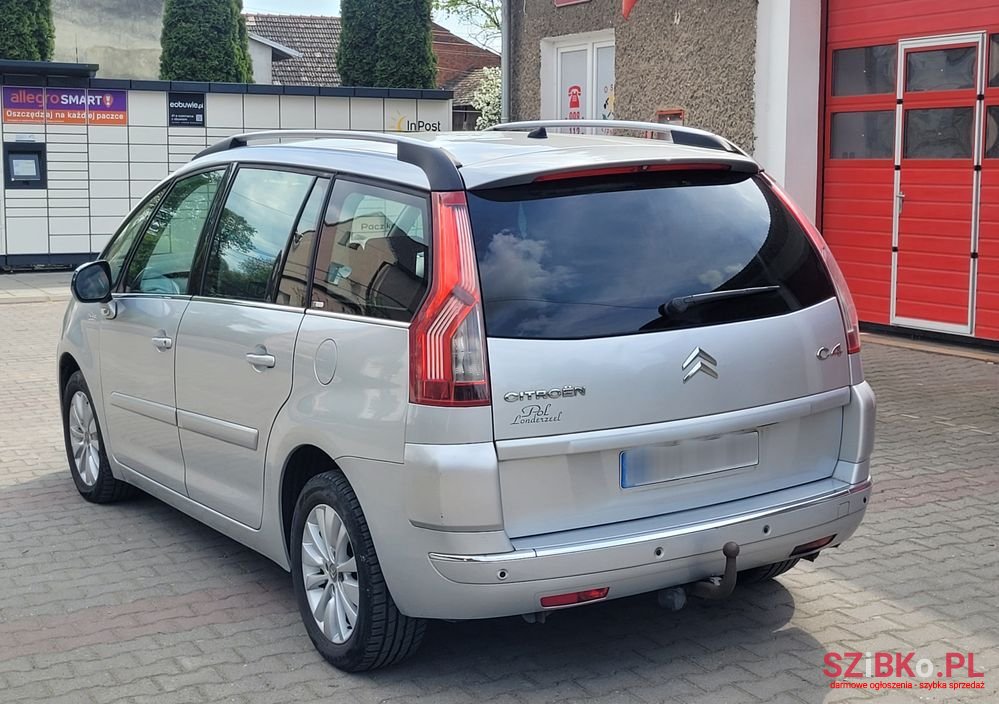 2008' Citroen C4 Grand Picasso photo #4
