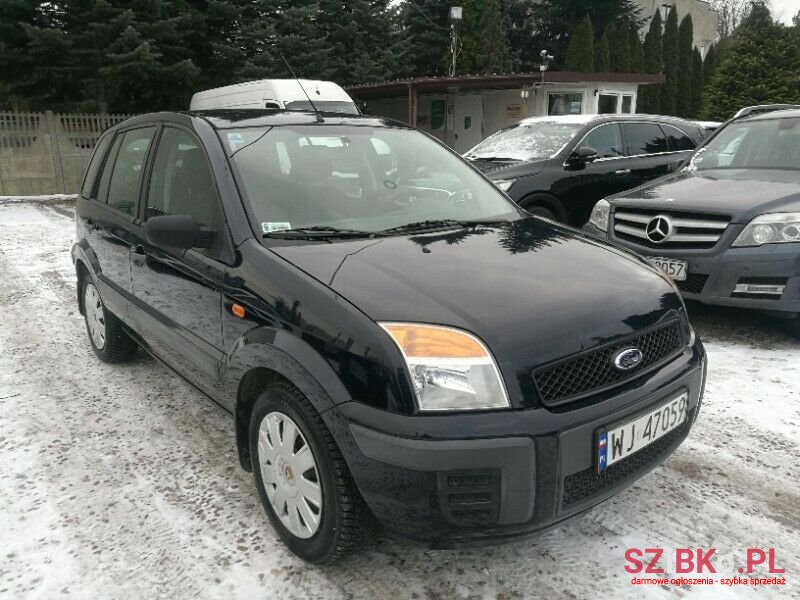 2006' Ford Fusion photo #1