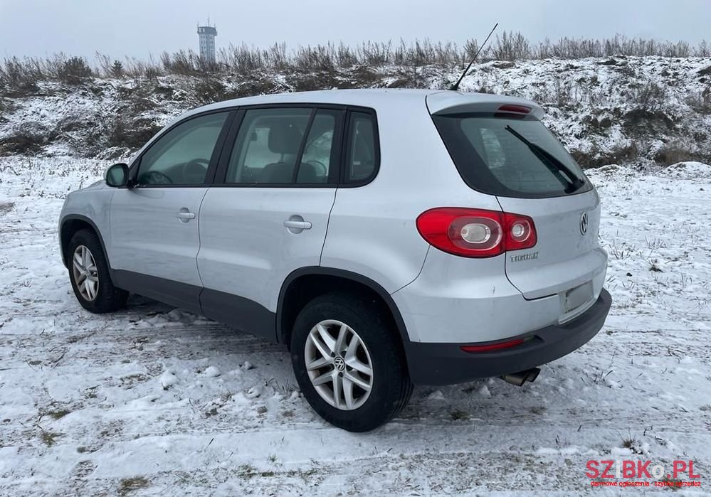 2009' Volkswagen Tiguan photo #4