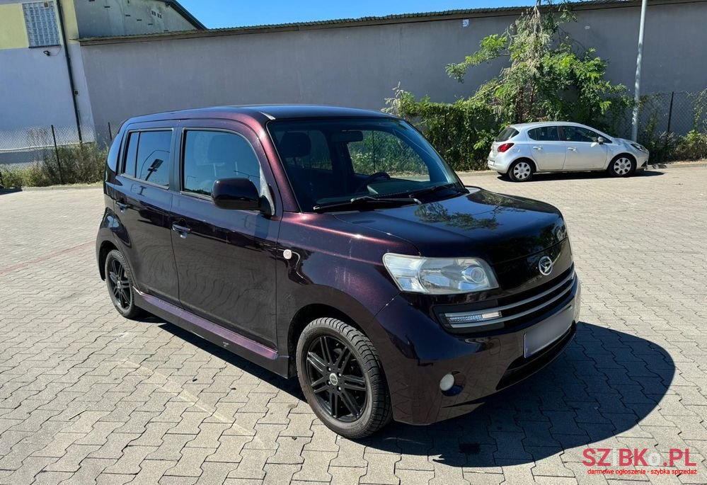 2007' Daihatsu Materia 1.5 Black Edition photo #3