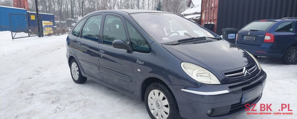 2007' Citroen Xsara Picasso photo #2