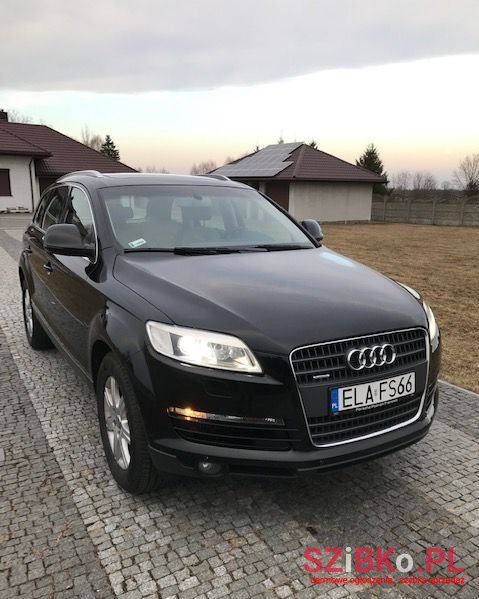2008' Audi Q7 photo #2