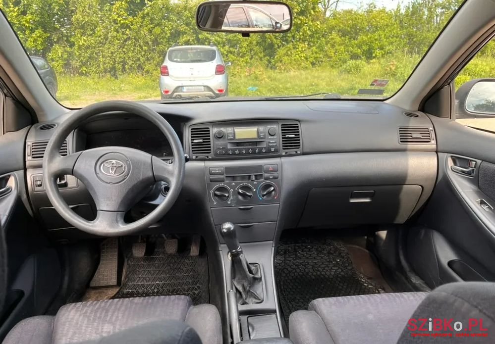 2002' Toyota Corolla 2.0 D-4D Base photo #3