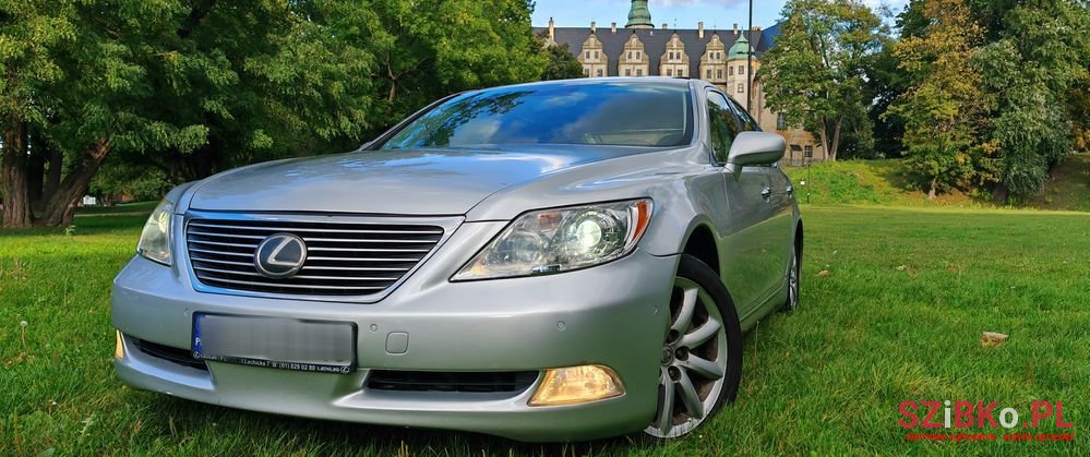 2006' Lexus LS 460 Prestige photo #2