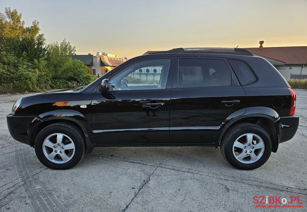 2005' Hyundai Tucson 2.0 2Wd Gls photo #4