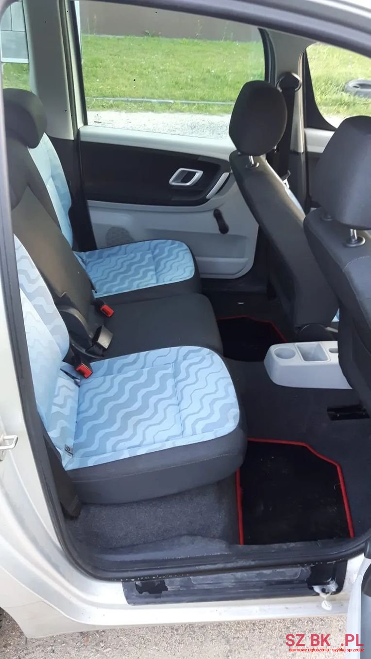 2007' Skoda Roomster photo #4