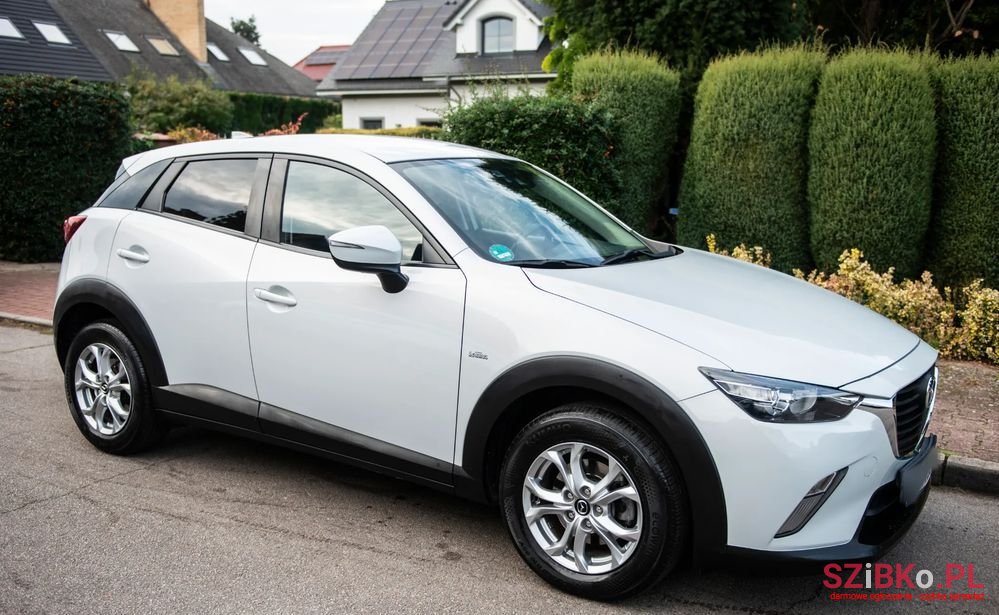2016' Mazda CX-3 Skyactiv-G photo #3
