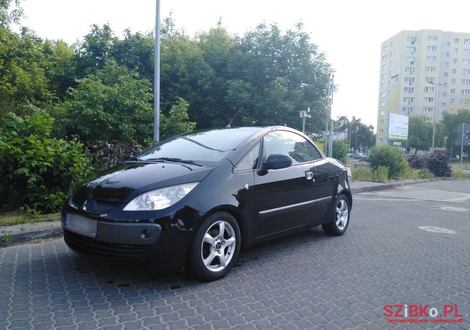 2008' Mitsubishi Colt photo #2
