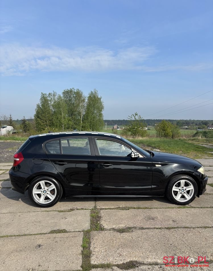 2005' BMW 1 Series 118D photo #4