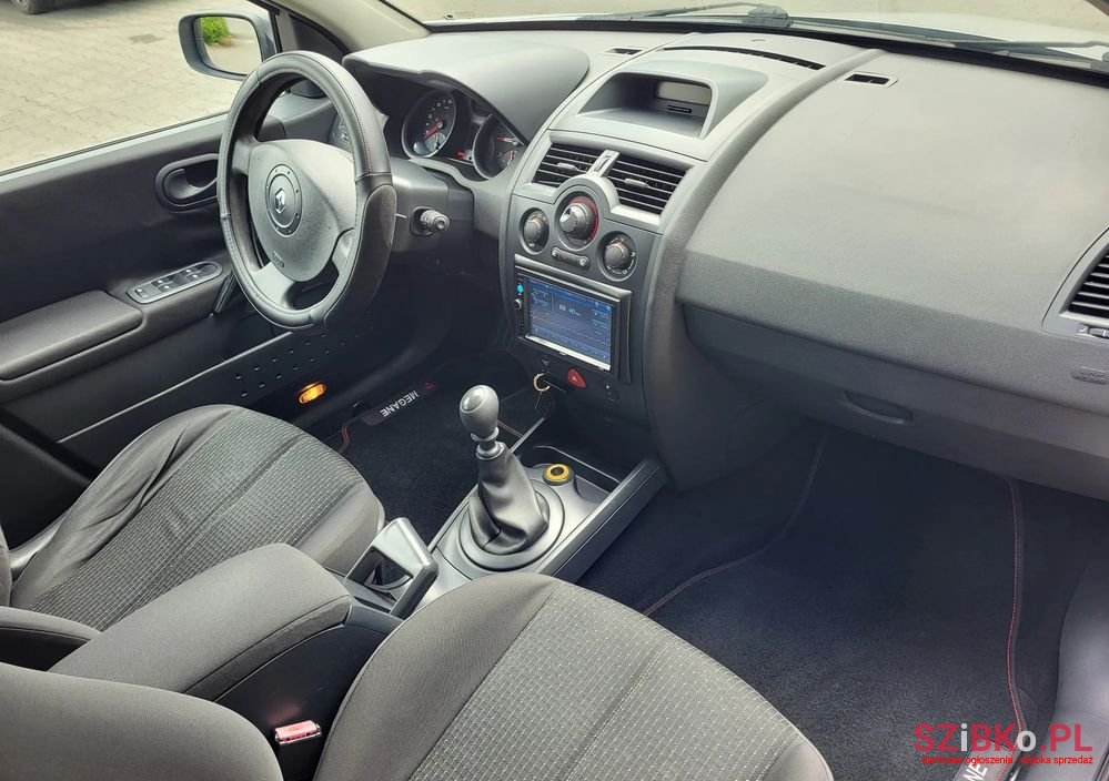 2005' Renault Megane photo #4