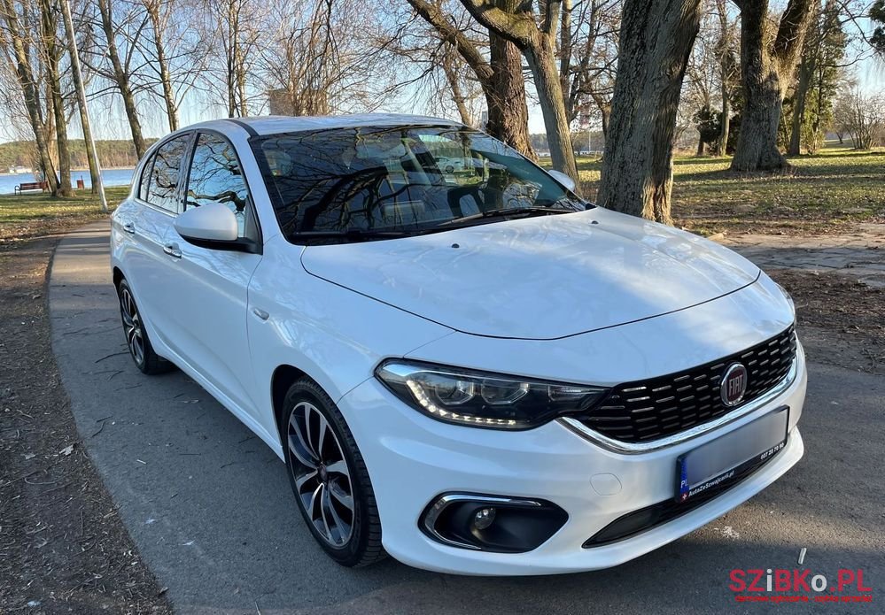 2017' Fiat Tipo photo #1