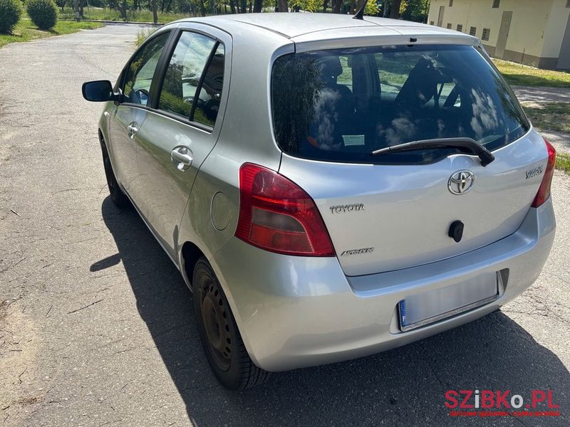 2006' Toyota Yaris 1.3 photo #5