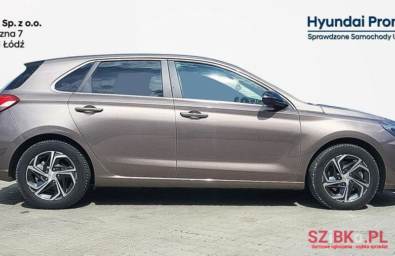 2023' Hyundai i30 photo #5