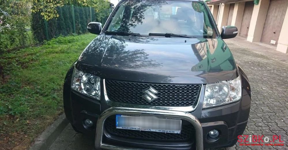 2009' Suzuki Grand Vitara 1.6 photo #1