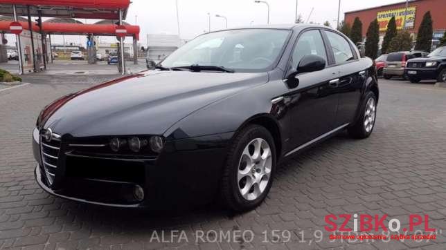 2007' Alfa Romeo 159 photo #1